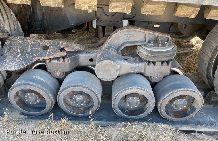 image for item DJ5135 1998 Caterpillar Challenger 95E  tractor