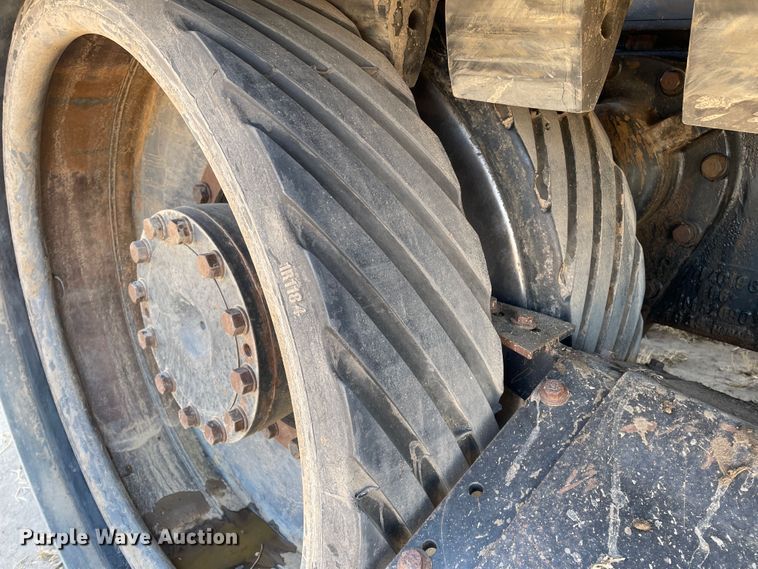 image for item DJ5135 1998 Caterpillar Challenger 95E  tractor