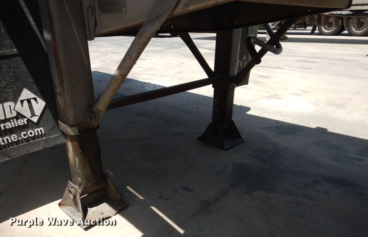 image for item DJ8951 2011 Bulk Tank International  tank trailer