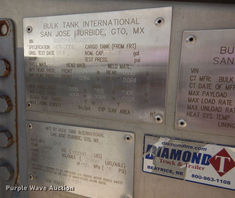 image for item DJ8951 2011 Bulk Tank International  tank trailer