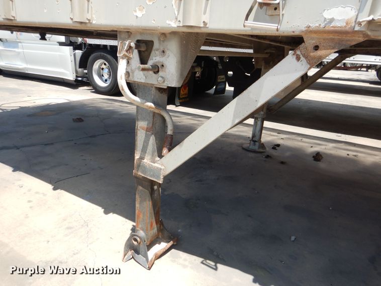 image for item DJ8953 2006 Innovative SFS-45  walking floor trailer