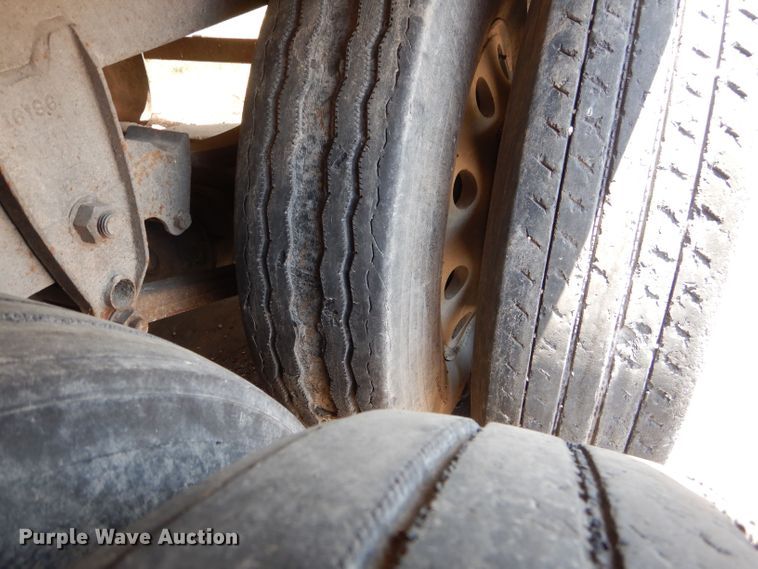 image for item DJ8953 2006 Innovative SFS-45  walking floor trailer