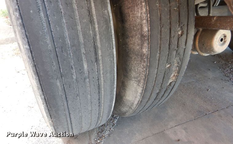 image for item DJ8953 2006 Innovative SFS-45  walking floor trailer