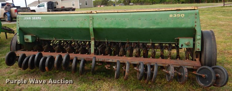image for item DK0902 John Deere 8350  grain drill