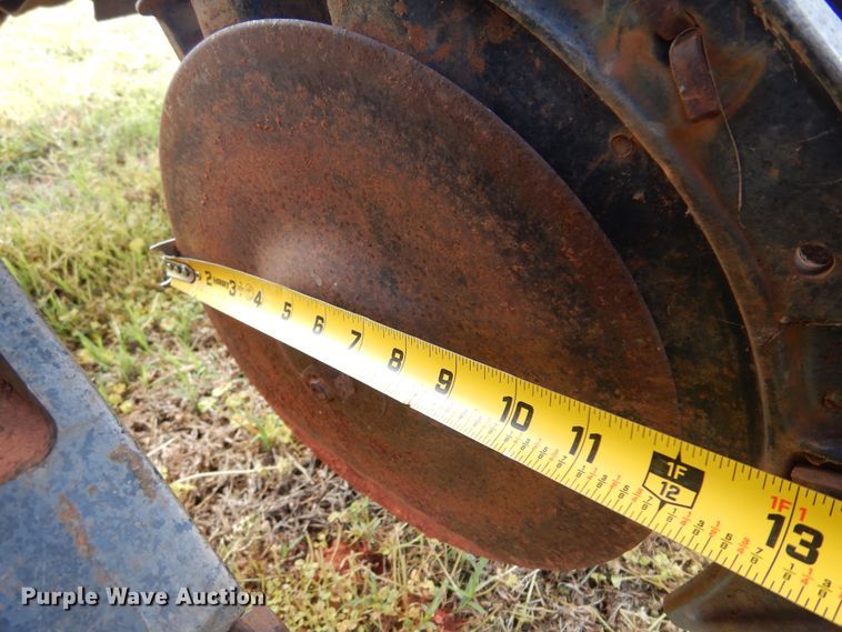 image for item DK0902 John Deere 8350  grain drill