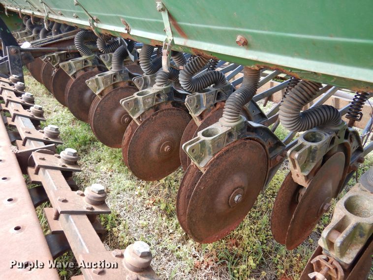 image for item DK0902 John Deere 8350  grain drill