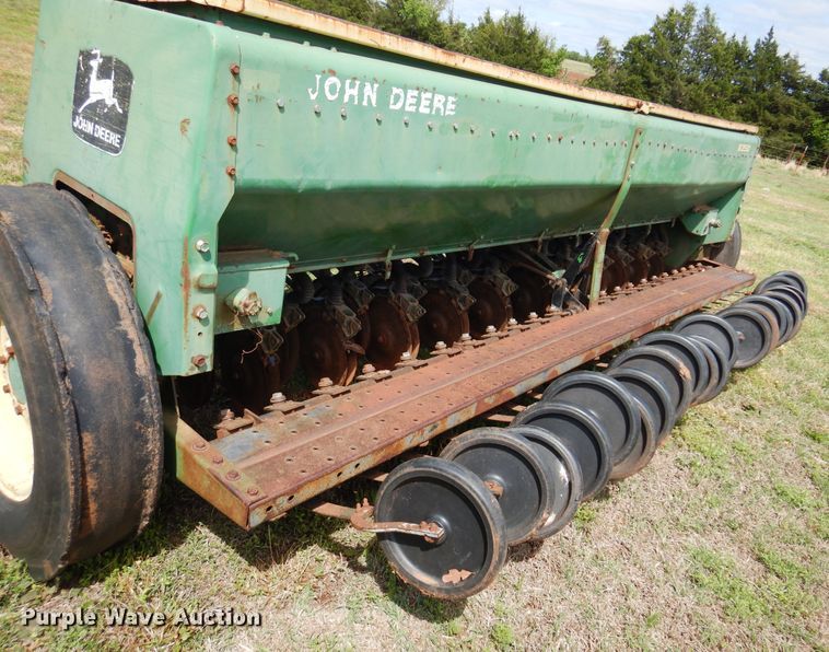 image for item DK0902 John Deere 8350  grain drill