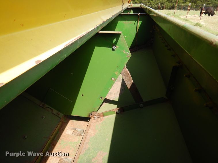 image for item DK0902 John Deere 8350  grain drill