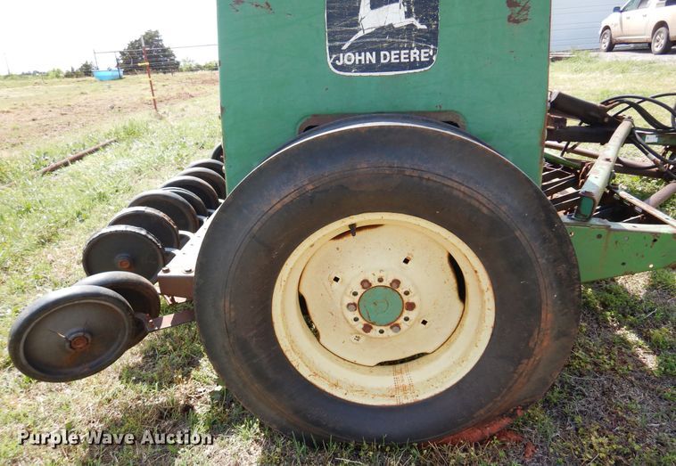 image for item DK0902 John Deere 8350  grain drill