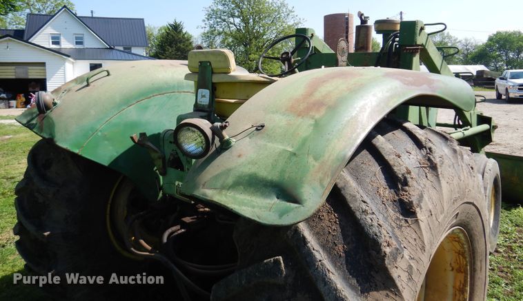 image for item DK0918 John Deere 4020  tractor