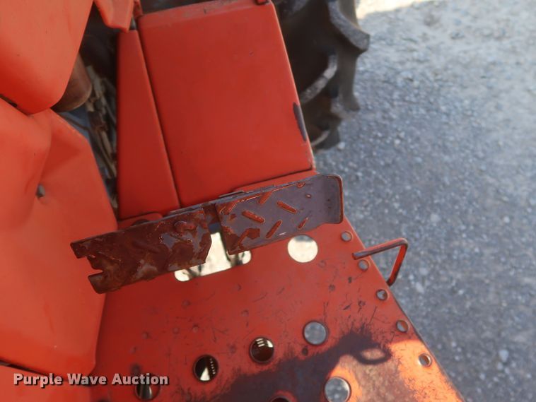 image for item DK3698 1988 Kubota L2550D GST  MFWD tractor