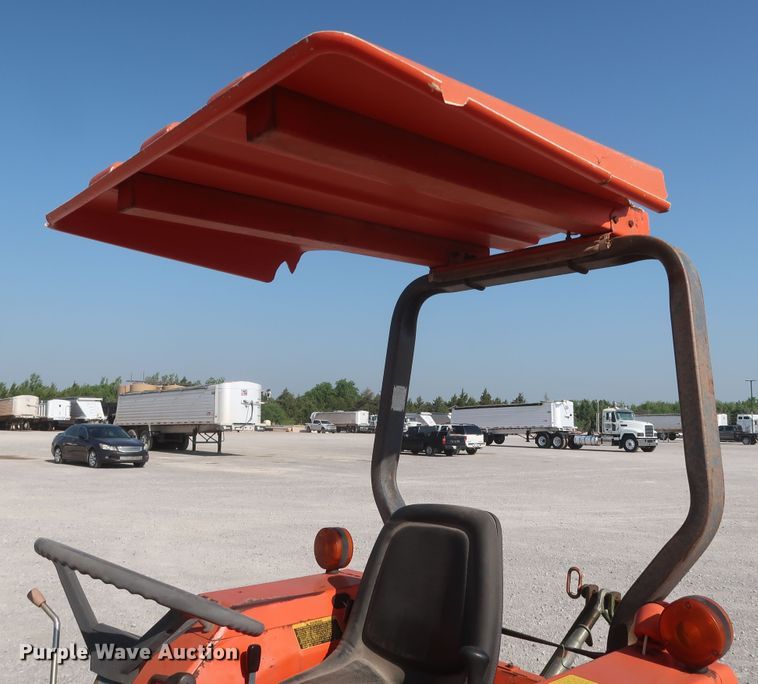image for item DK3698 1988 Kubota L2550D GST  MFWD tractor