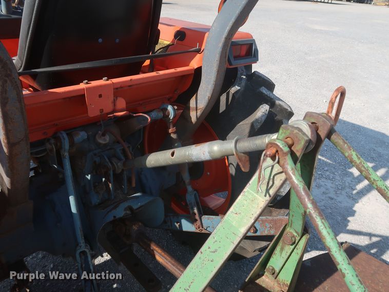 image for item DK3698 1988 Kubota L2550D GST  MFWD tractor