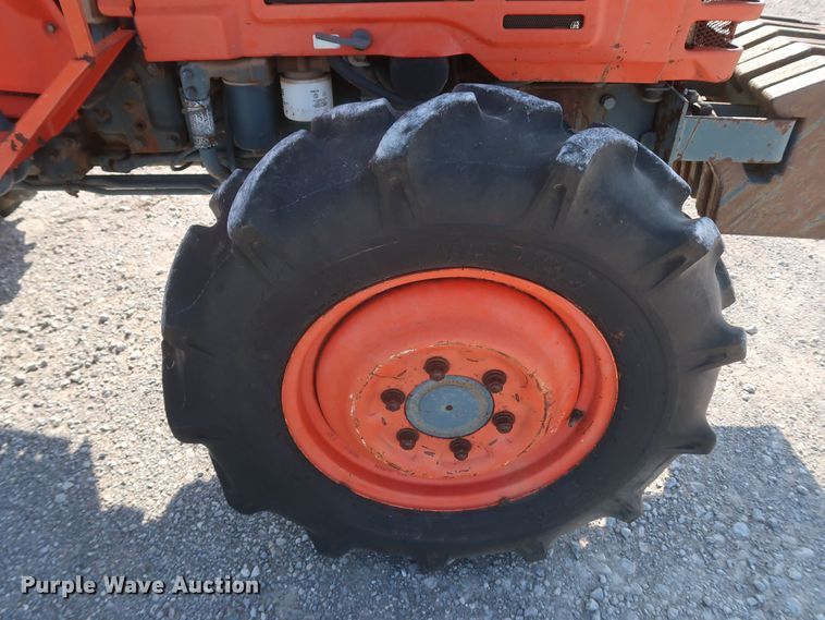 image for item DK3698 1988 Kubota L2550D GST  MFWD tractor