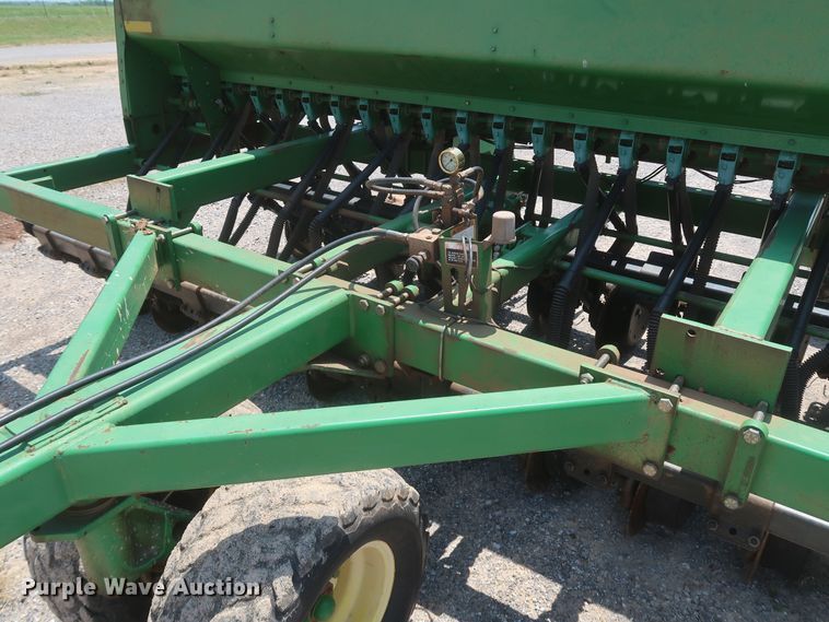 image for item DK3704 2003 John Deere 1590  grain drill