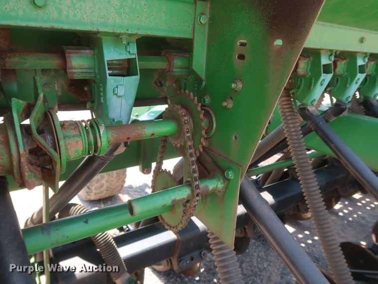 image for item DK3704 2003 John Deere 1590  grain drill