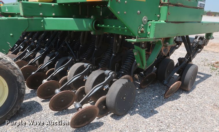 image for item DK3704 2003 John Deere 1590  grain drill