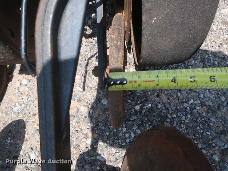 image for item DK3704 2003 John Deere 1590  grain drill