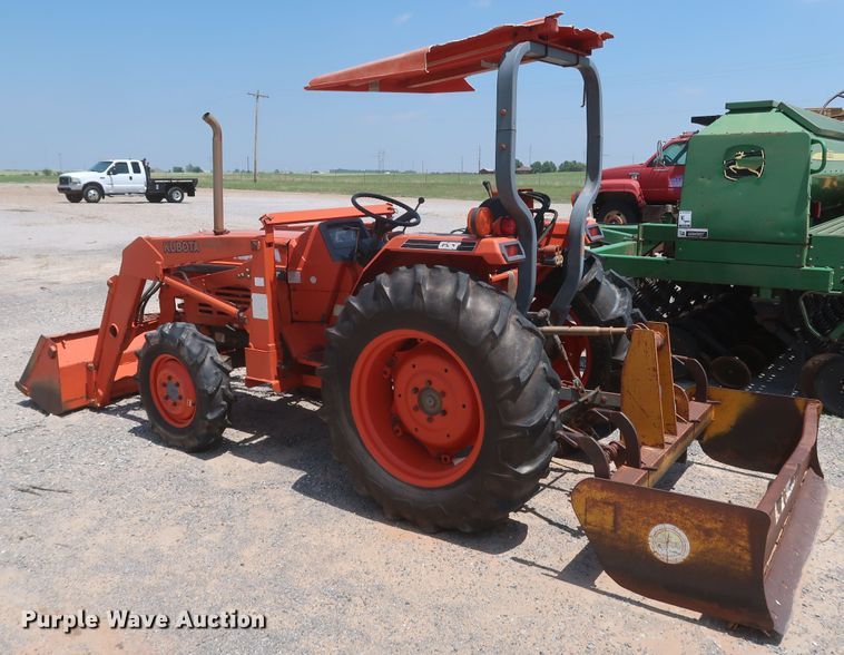 image for item DK3705 Kubota L3650 GST  MFWD tractor