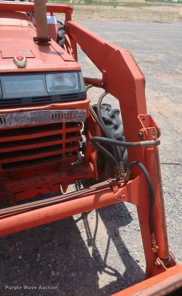 image for item DK3705 Kubota L3650 GST  MFWD tractor