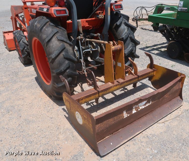 image for item DK3705 Kubota L3650 GST  MFWD tractor