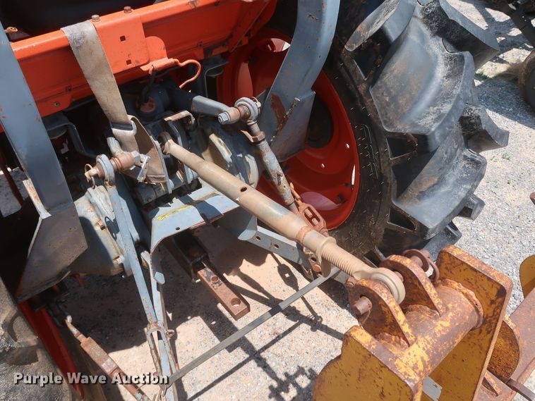 image for item DK3705 Kubota L3650 GST  MFWD tractor