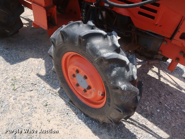 image for item DK3705 Kubota L3650 GST  MFWD tractor