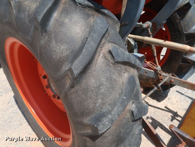 image for item DK3705 Kubota L3650 GST  MFWD tractor