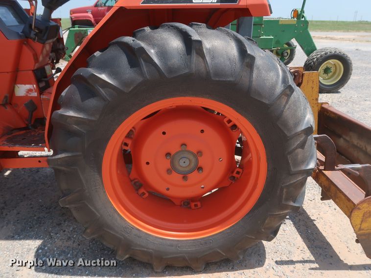 image for item DK3705 Kubota L3650 GST  MFWD tractor