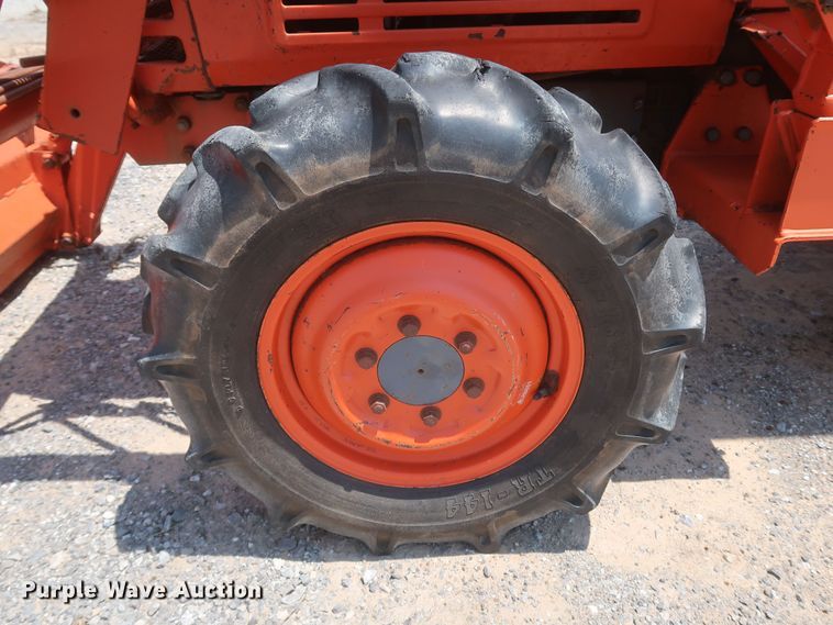 image for item DK3705 Kubota L3650 GST  MFWD tractor