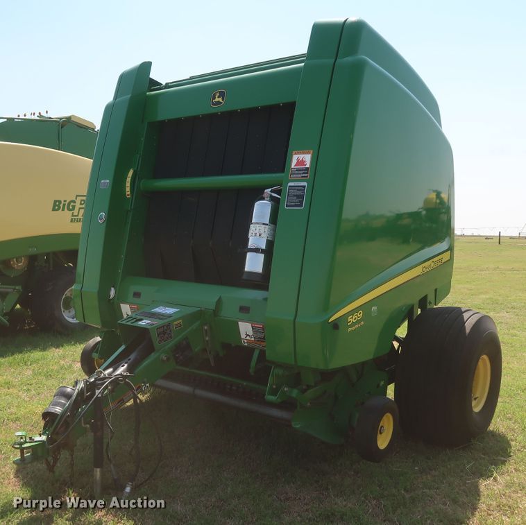 image for item DK3715 2013 John Deere 569 Premium  round baler