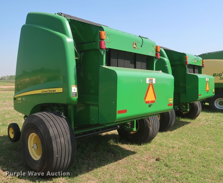 image for item DK3716 2013 John Deere 569 Premium  round baler