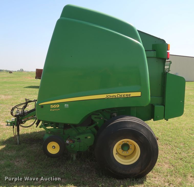 image for item DK3716 2013 John Deere 569 Premium  round baler