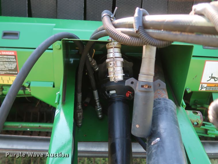 image for item DK3716 2013 John Deere 569 Premium  round baler