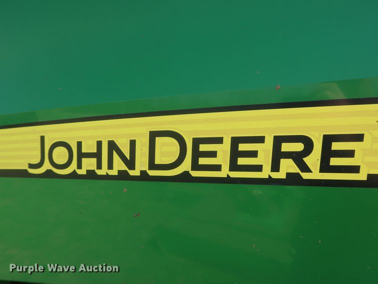 image for item DK3716 2013 John Deere 569 Premium  round baler