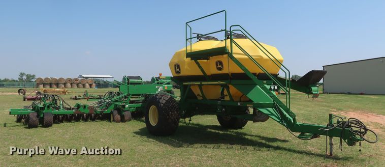 image for item DK3722 2007 John Deere 1890  air seeder