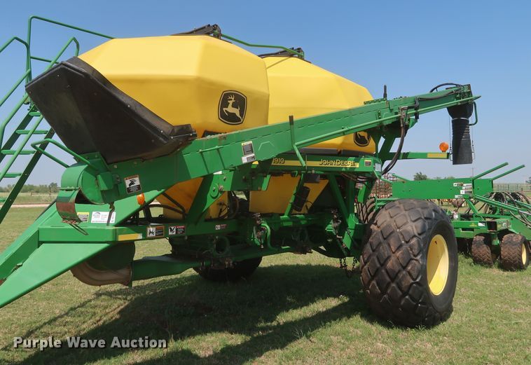 image for item DK3722 2007 John Deere 1890  air seeder