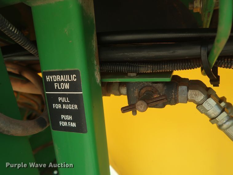 image for item DK3722 2007 John Deere 1890  air seeder