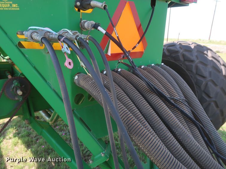 image for item DK3722 2007 John Deere 1890  air seeder