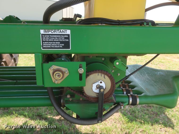 image for item DK3722 2007 John Deere 1890  air seeder