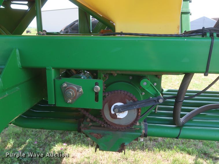 image for item DK3722 2007 John Deere 1890  air seeder