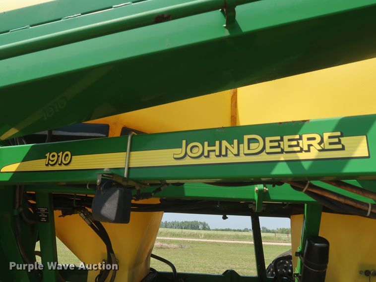 image for item DK3722 2007 John Deere 1890  air seeder