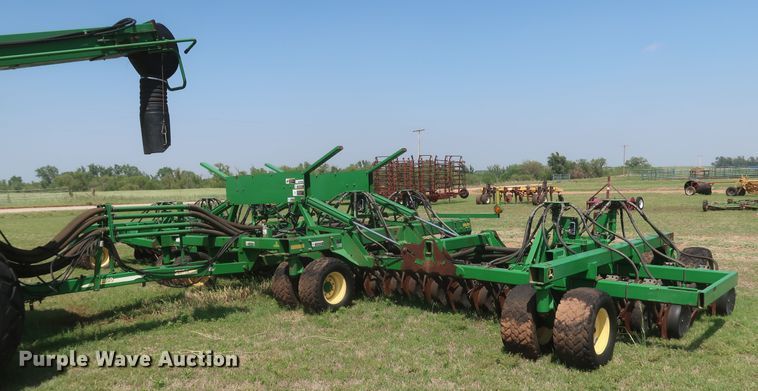 image for item DK3722 2007 John Deere 1890  air seeder