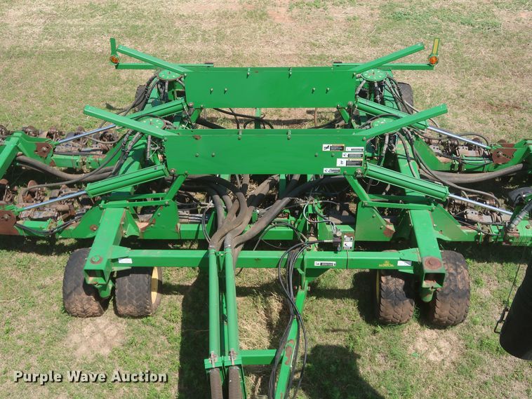 image for item DK3722 2007 John Deere 1890  air seeder