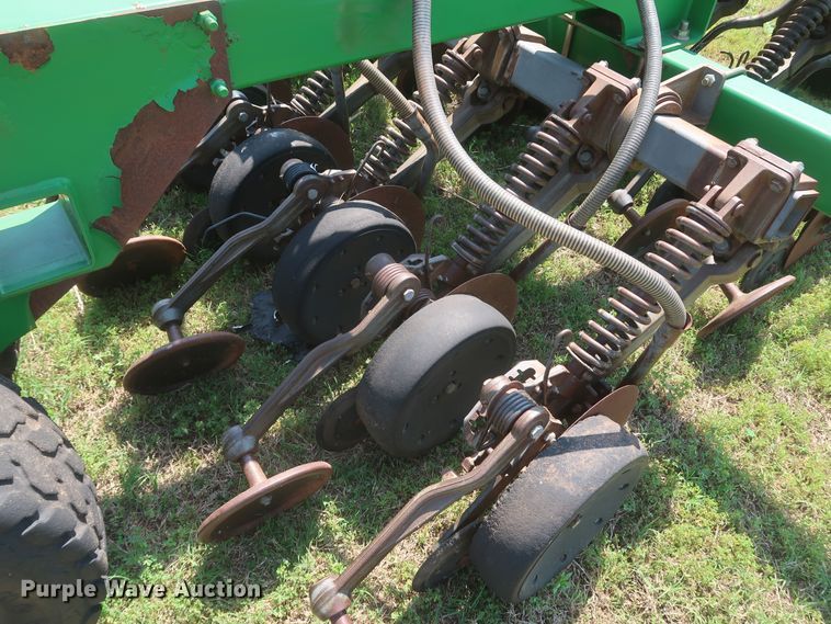 image for item DK3722 2007 John Deere 1890  air seeder