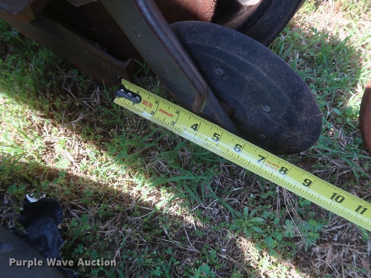 image for item DK3722 2007 John Deere 1890  air seeder