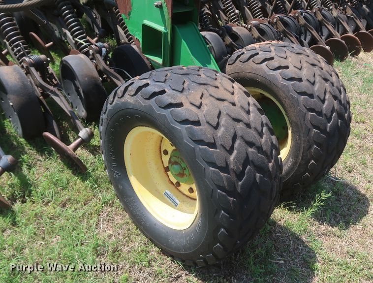 image for item DK3722 2007 John Deere 1890  air seeder