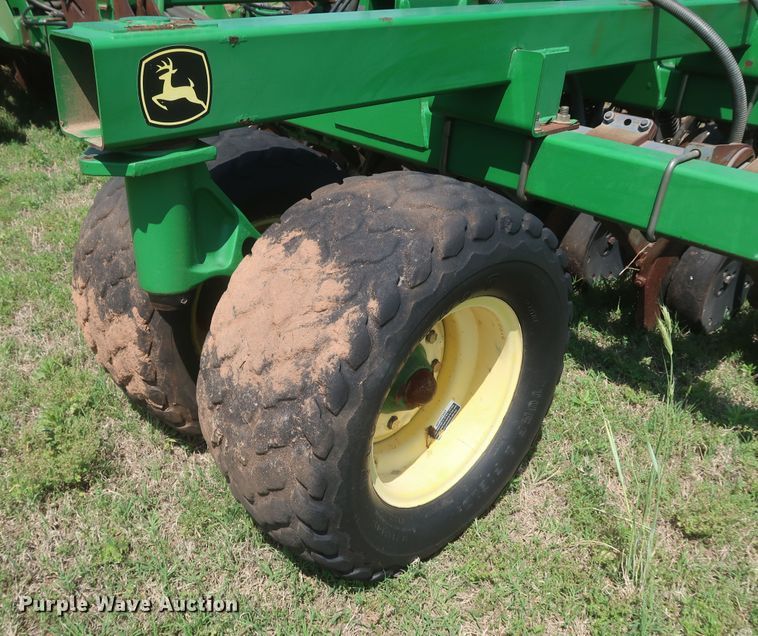 image for item DK3722 2007 John Deere 1890  air seeder