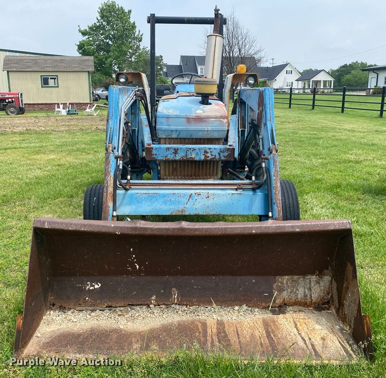 image for item DM4100 Ford 776B  tractor
