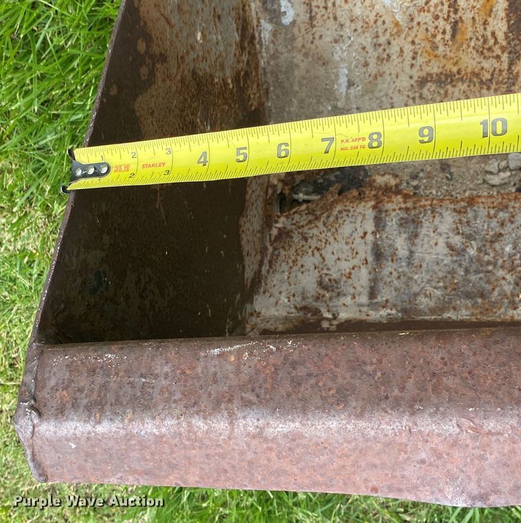 image for item DM4100 Ford 776B  tractor